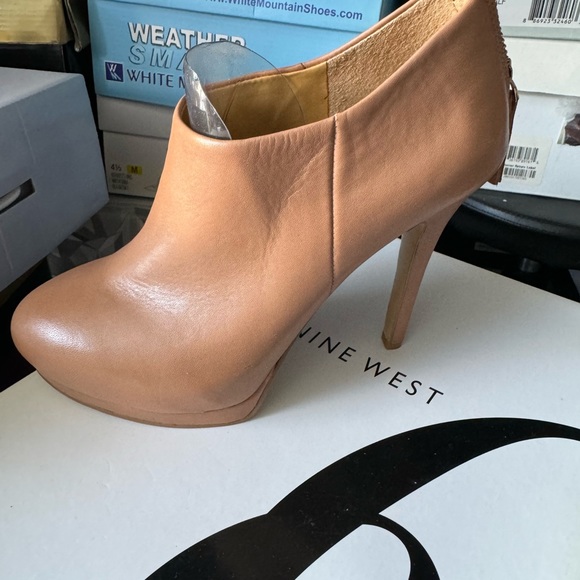 Nine West Bootie! - Picture 3 of 4
